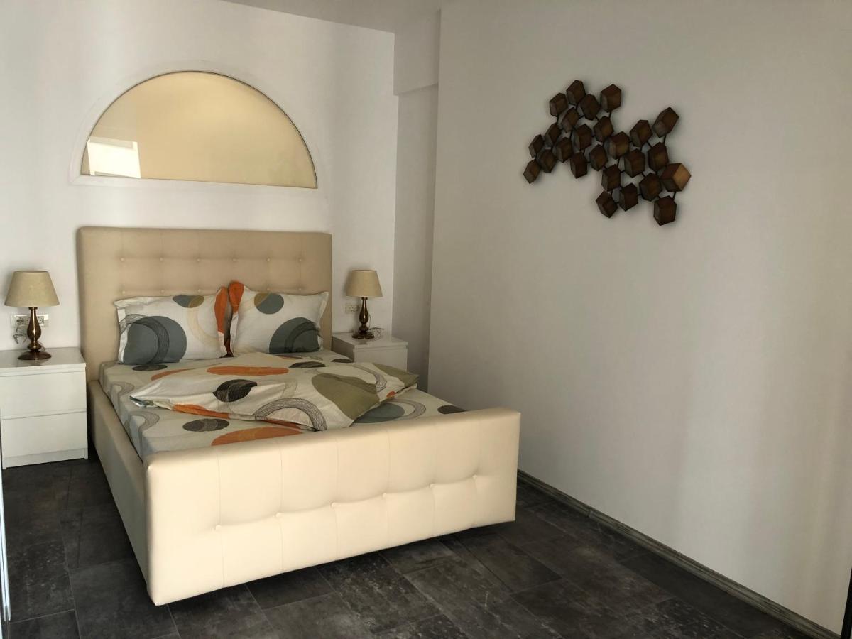 Apartament Luxury Westpark 2 View W6 Bucureşti